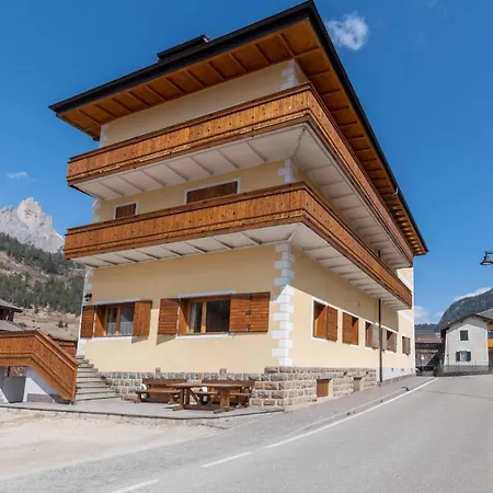 Casa Carnevali Apartment Pozza di Fassa
