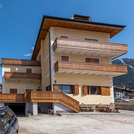 Casa Carnevali * Pozza di Fassa